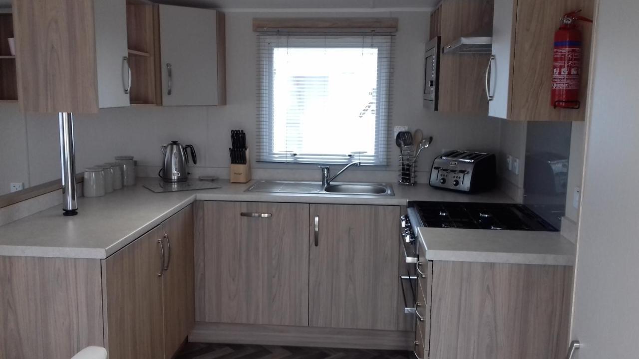 Porth Retreat At Newquay Bay Resort Экстерьер фото