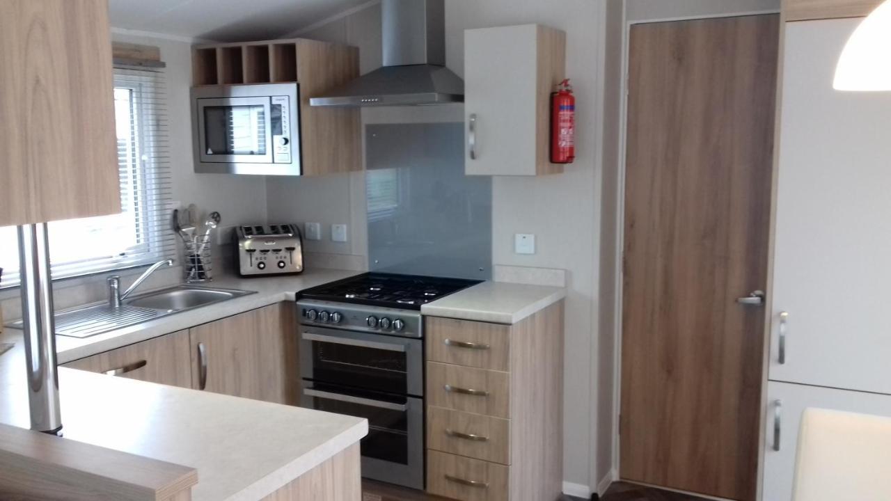 Porth Retreat At Newquay Bay Resort Экстерьер фото