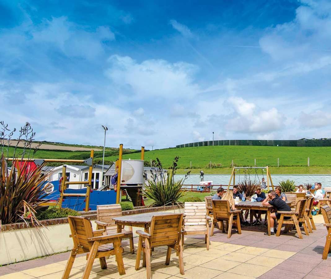 Porth Retreat At Newquay Bay Resort Экстерьер фото
